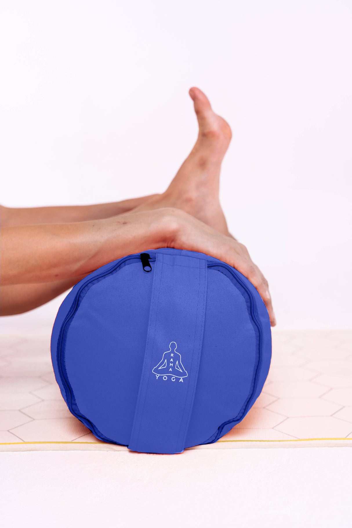 Pernă Yoga Bolster pentru meditație și sprijin de la RamaYoga